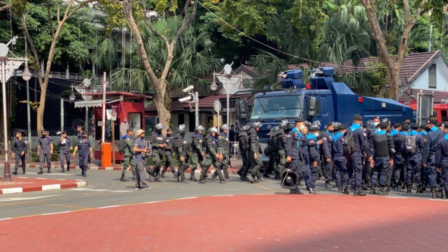 วางกำลัง 2,100 นาย – รถฉีดน้ำ  รับมือชุมนุมราชประสงค์