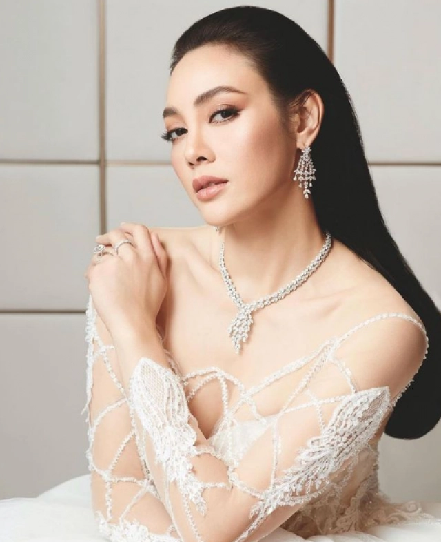 เจ้าสัวบุญชัย จะตอบว่าไงนะ? หลัง "ตั๊ก บงกช" ลงภาพหวาน ชวนแต่งงานอีกรอบ