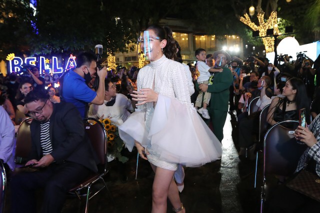 "เบลล่า-แพท-โอ๊ต" เปิดรอบปฐมทัศน์ ภาพยนตร์ "อีเรียมซิ่ง"