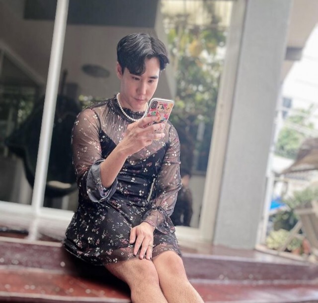 ความรักไม่จำกัดเพศ "แตงกวา-เขื่อน เคโอติก" แชะรูปคู่ความต่างที่ลงตัว