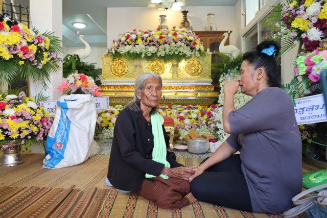 ญาติร่ำไห้ "เสี่ยเต้ย"ดับกะทันหันญาติ "เจ้อ๋อ"ร่วมไว้อาลัย