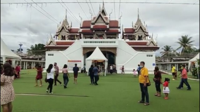 นักท่องเที่ยวทะลักหยุดยาว เงินสะพัด 800 ล้าน