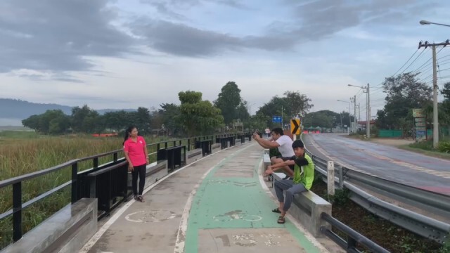นทท.แห่กางเต็นท์สัมผัสธรรมชาติช่วงหยุดยาว แน่นวังน้ำเขียว