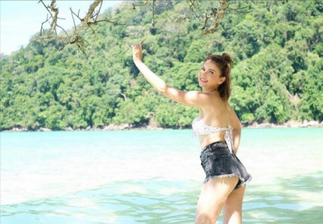 "แอน สิเรียม" สลัดผ้าลงแช่อ่างอาบน้ำ สวยเซี้ยะหุ่นแซ่บเว่อ ในวัย 48