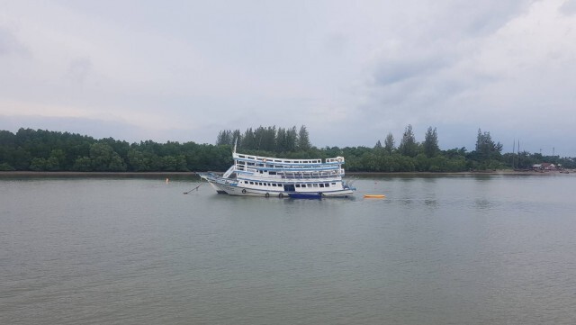 ประกาศขายเรือทัวร์เกาะพีพี แบกภาระไม่ไหว