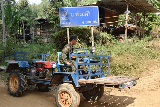 กกต.อุตรดิตถ์เตรียมเรือเร็ว-ขนหีบบัตร