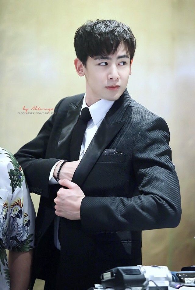 ศาลไม่รับคำร้อง "นิชคุณ 2PM" กรณีถูกสาวเกาหลีสะกดรอยตาม