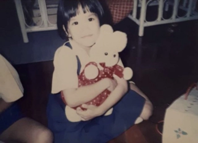 "ก้อย รัชวิน" น้ำตาท่วม! ขอบคุณพ่อแม่ ที่ดูแลลูก จนออกเรือน