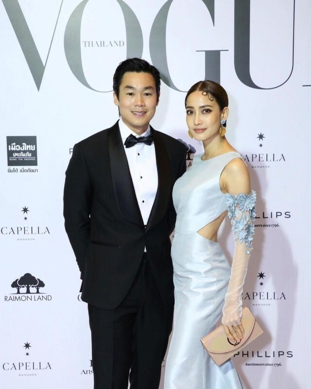 "แต้ว - ไฮโซณัย" ไปงานแต่ง หวานสุดขีดแย่งซีนงาน โลกเป็นสีชมพู