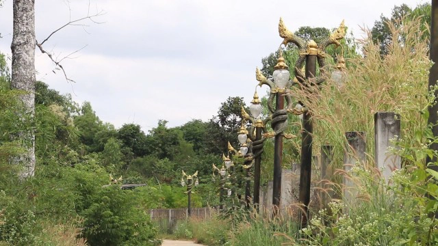 สวนสาธารณะ2แห่ง ถูกปล่อยทิ้งร้างไม่มีใครดูแล