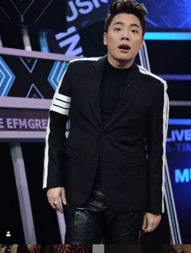 "มดดำ" โพสต์ซึ้ง ขอบคุณ "แจ็ค" ที่ทุ่มเทกับงานจนน็อกเข้าโรงพยาบาล