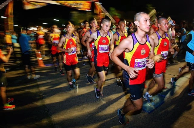 หมื่นคนเดิน -วิ่ง เขาชะโงก/โยธิน  ทำสถิติ 33 กิโลเมตร