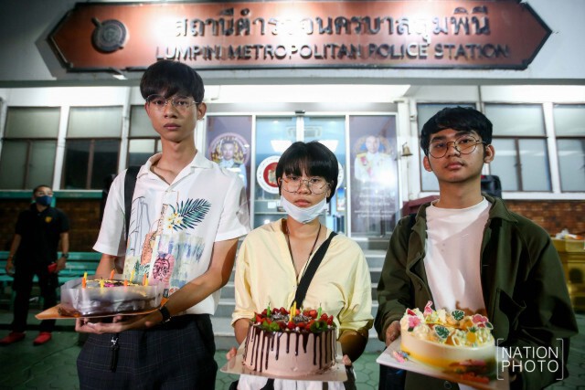 อวยพร ‘มิน’ ครบ 18 ปีแกนนำนร.ฝ่าฝืน พรก.ฉุกเฉิน