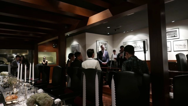 เหล่าเซเลปยกก๊วน ชวนกันคิดถึงถิ่นเก่า  @New York Steak House