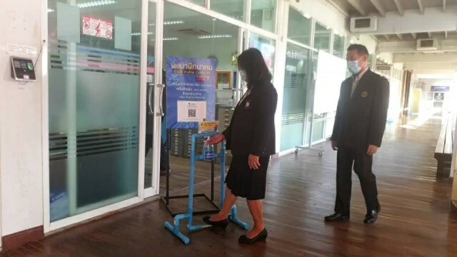 สาวติดโควิดป่วน-โรงเรียนพะเยาปิดหลายแห่ง