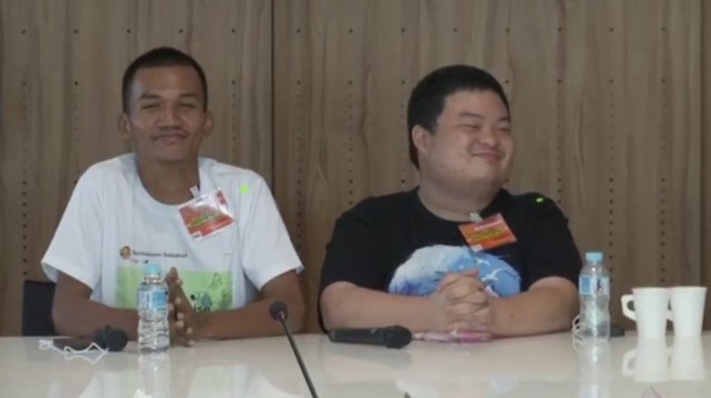 เดือด! เปิดภาพนาที "ไมค์-เพนกวิน" ปะทะ "ปารีณา" กลางวง กมธ.