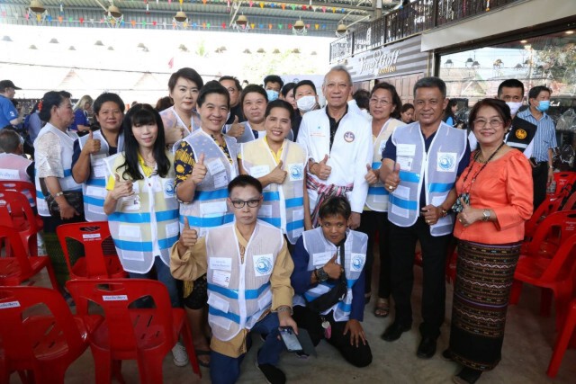 รมว.กก. นำกลุ่ม Expat สัมผัสเส้นทาง "วิถีคลอง วิถีไทย ตามรอยเสด็จคลองดำเนิน"