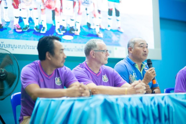 ท่ามะขามวิทยาผนึก"ภูริ อคาเดมี่"เปิดห้องเรียนฟุตบอล