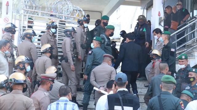 อดีตเจ้าของตลาดกลางสุรนคร เตรียมดำเนินคดีกับคนที่ทำให้เสียหาย ยันไม่ได้เกี่ยวข้องกับกลุ่มชายชุดดำ