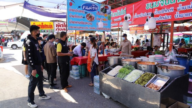 พาณิชย์ตรวจข้าวจานแพงในงานทุ่งศรีเมือง