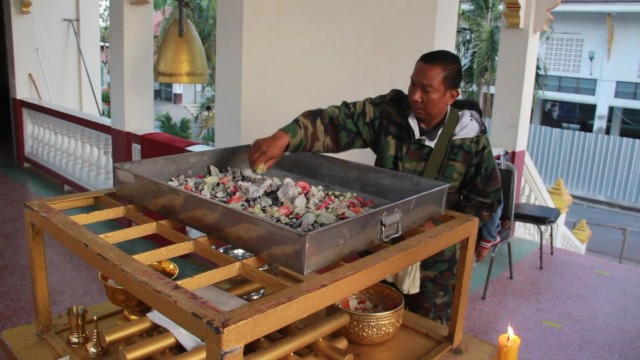 ไม่ลอยอังคาร "น้องจูน" เหตุว่ายน้ำไม่เป็น