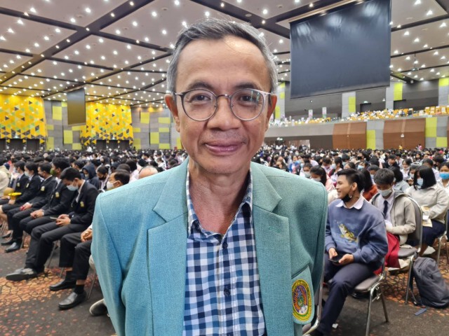 เวทีดีเบตนายก อบจ.โคราชเข้มข้น นศ.แห่ฟังกว่า 2,500 คน