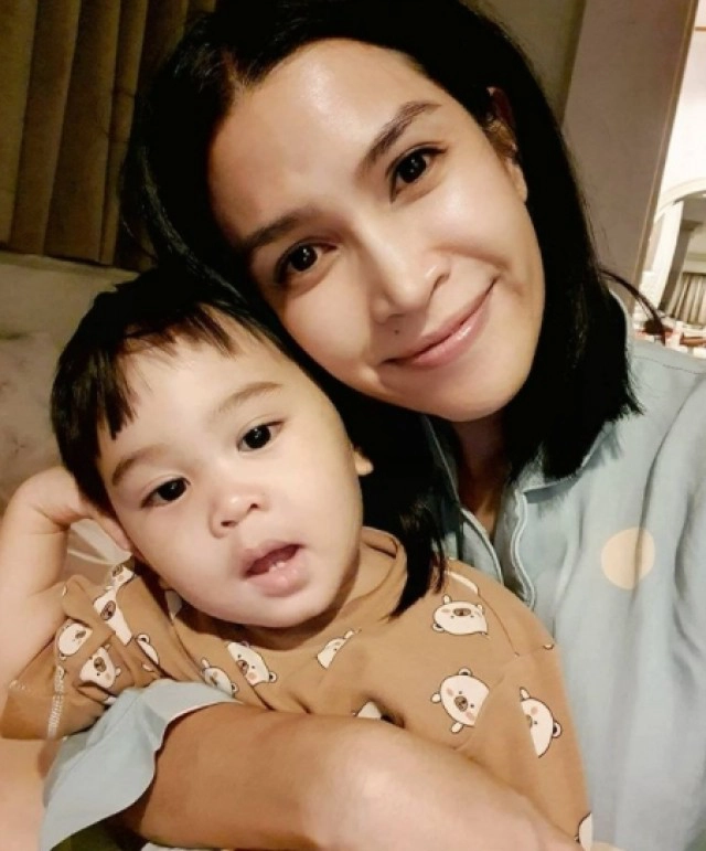 "อีฟ พุทธธิดา" เผย "น้องมีบุญ" คือยาวิเศษ เป็นกำลังใจที่ดีสำหรับ"คุณพ่อต้อย"