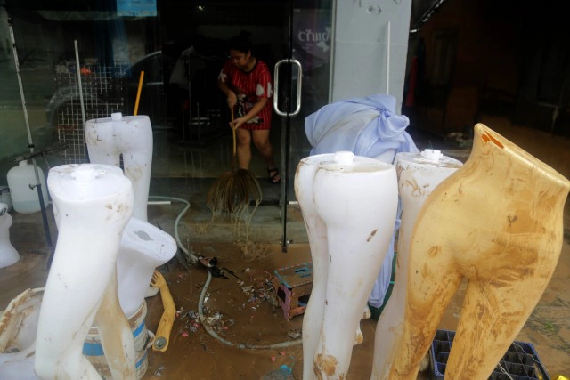 แนะนำวิธีทำความสะอาด กำจัดเชื้อรา หลังบ้านถูกน้ำท่วม