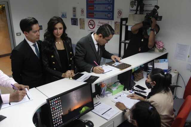 "ศรีริต้า" แจ้งความ ปอท. ถูกตัดต่อคลิปเชิงอนาจาร