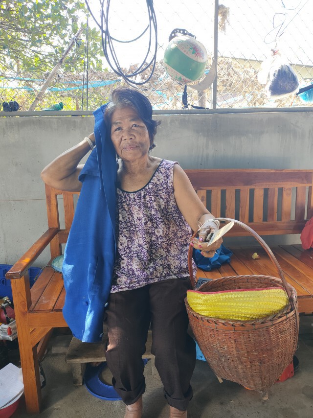 โจ๋โหดเสียมตีหัวยายเลือดอาบขณะไปเก็บผักหาปูนา