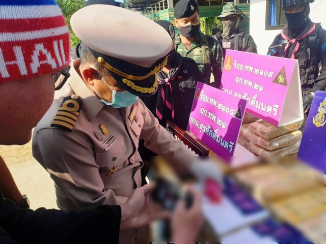 นรข. ยึดยาบ้าทะลักข้ามโขงกว่า 1 ล้านเม็ด