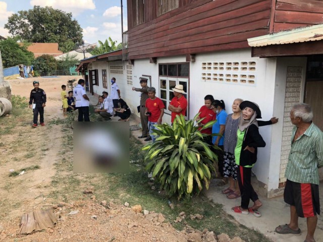 สลดคนงานตั้งเสาพลาดเกี่ยวสายไฟแรงสูงช็อตดับ1เจ็บ2