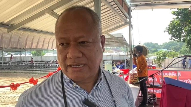 "บิ๊กโจ๊ก" เปิดสนามต้นแบบ "กีฬาชนโคสิงหนคร"