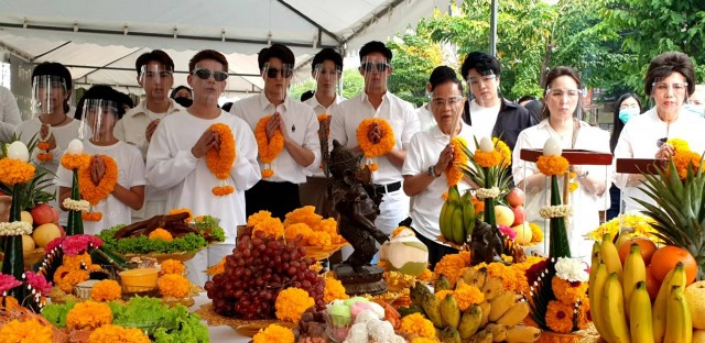 พี่นาค 3 บวงสรวงจัดเต็ม!! จับ "แชมป์" รับบทพี่นาคภาคใหม่