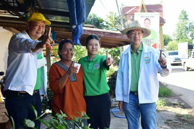 หาเสียงโค้งสุดท้าย อบจ.พิจิตร ดุเดือด