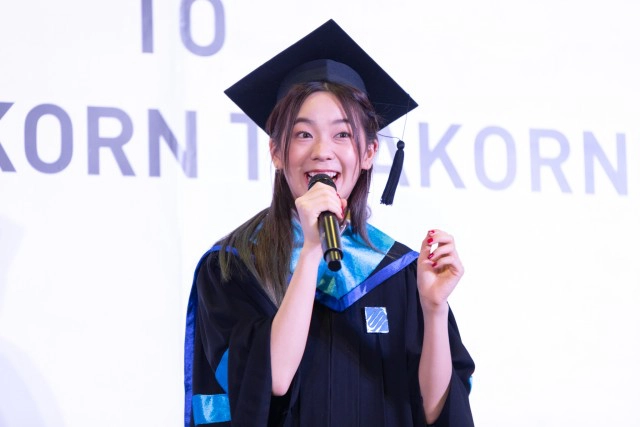 แฟนคลับ ร่วมยินดี "ปัญ BNK48" จบป.ตรี พร้อมแนะเคล็ดลับการเรียนควบคู่การทำงาน