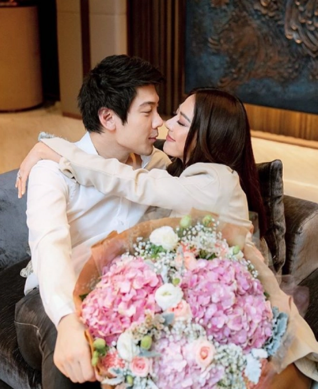 "น้ำหวาน เดอะเฟซ"เล่าทั้งน้ำตาปมดราม่าชีวิตรัก ลั่น!!หย่าสามีเก่าแล้วขอเริ่มต้นใหม่กับ "ไฮโซแชมป์"