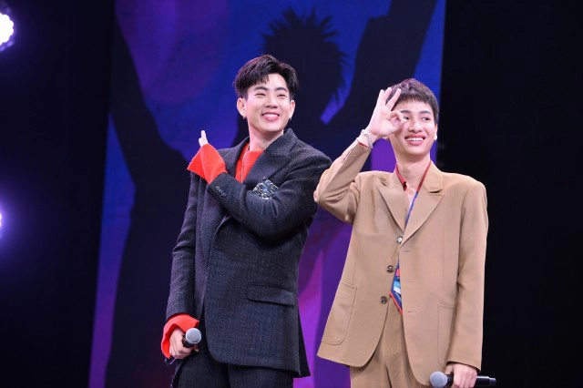 มาม่า OK จัดปาร์ตี้คอนเสิร์ตสุดฟิน ส่ง ไบร์ทวิน คริสสิงโต ออฟกัน เอาใจแฟนคลับส่งท้ายปี