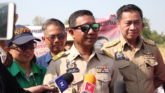 นำร่องใช้เครื่องจักรตัดตอซังข้าว แก้ปัญหาฝุ่น PM 2.5