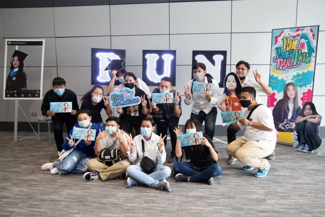 แฟนคลับ ร่วมยินดี "ปัญ BNK48" จบป.ตรี พร้อมแนะเคล็ดลับการเรียนควบคู่การทำงาน