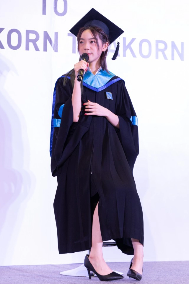 แฟนคลับ ร่วมยินดี "ปัญ BNK48" จบป.ตรี พร้อมแนะเคล็ดลับการเรียนควบคู่การทำงาน