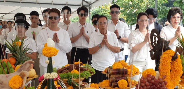 พี่นาค 3 บวงสรวงจัดเต็ม!! จับ "แชมป์" รับบทพี่นาคภาคใหม่