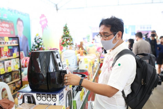 เทสโก้ โลตัส ผนึกพาณิชย์ ลดราคาสินค้า 1,000 รายการช่วงปีใหม่