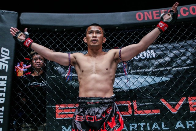 "เสมาเพชร" ชูน้องโอ๋"บู๊"รถเหล็ก คู่เดือด" วัน แชมเปียนชิพ"