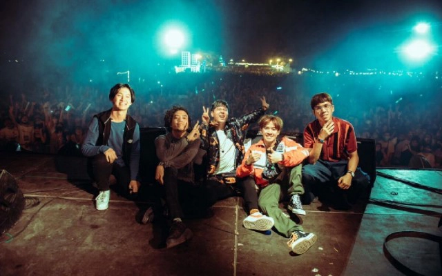 Tilly Birds ขอโทษทุกฝ่ายจากใจ เหตุแสดงสัญลักษณ์ทางการเมืองบนเวทีบิ๊กเมาน์เท่น