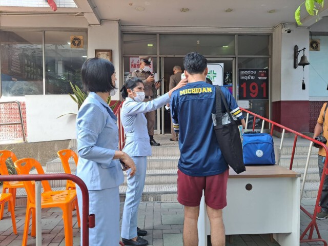 คุมเข้ม'สน.ยานนาวา' เยาวชน16ปี รับทราบข้อหา ม.112 วันนี้!!