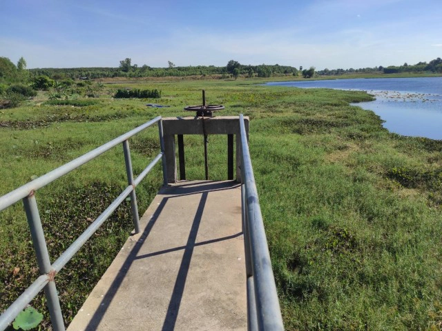 ชาวท่าตูมกว่า300ร้องผู้ว่าฯ น้ำเน่าเสีย ผลิตประปาไม่ได้นานกว่า5ปี