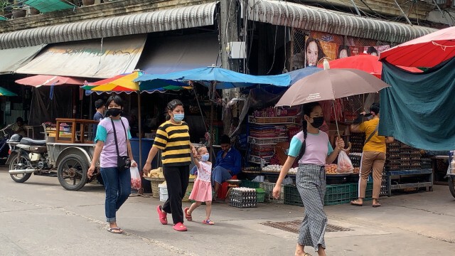 ด่วน!!ชาวตากไปตลาดกุ้งสมุทรสาครให้มาตรวจโควิด