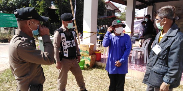 หนุ่มใบ้วัย 55 ขยำบัตรเลือกตั้ง