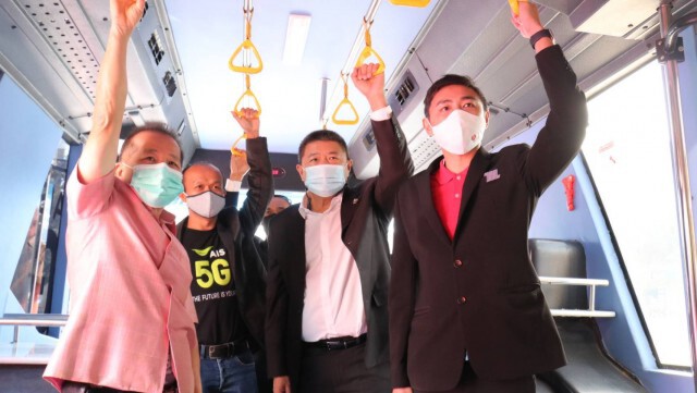 โคราชเปิดตัว"รถบัสเพื่อน้อง"แก้ปัญหารถติดช่วงเลิกเรียน